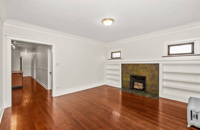 6144 S Indiana Avenue Gallery 2