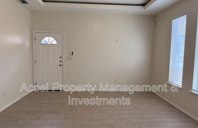 209 Teak Drive Gallery 2