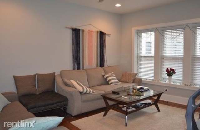 717 W Belmont 1R - 717 W Belmont Ave, Chicago, IL 60657
