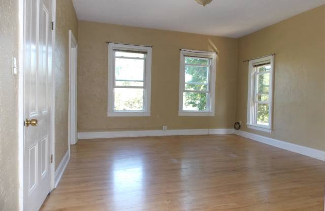 282 Harrison Ave #4 Gallery 2
