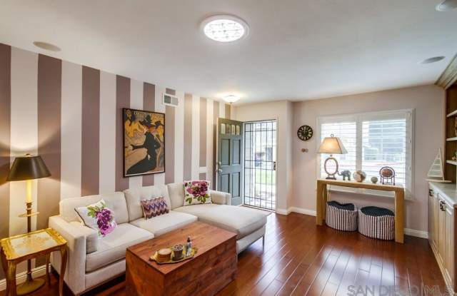 3602 CAMINITO CARMEL LANDING Gallery 3