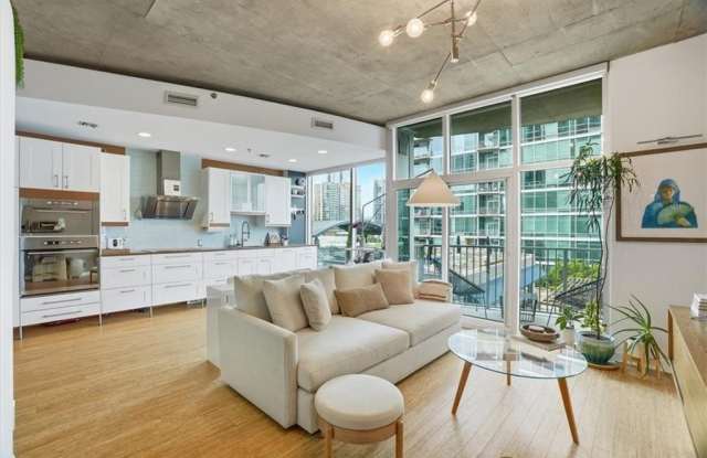 923 Peachtree Street NE photos photos
