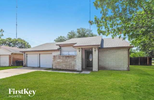 17223 Foxfield Drive Gallery 2