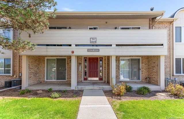 44435 SAVERY Drive photos photos
