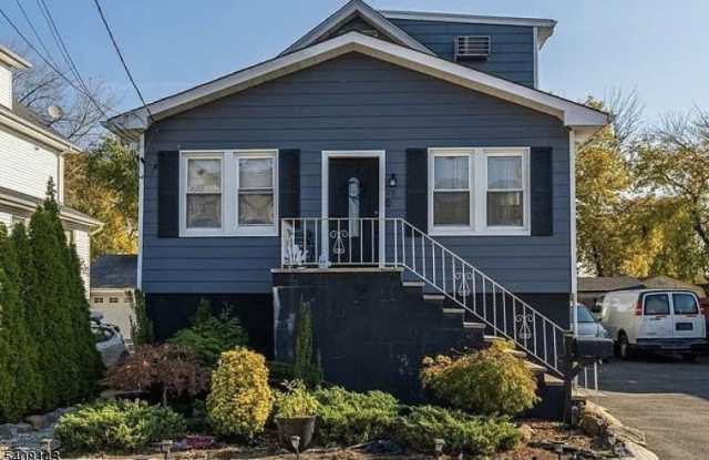 28 Sabina St photos photos