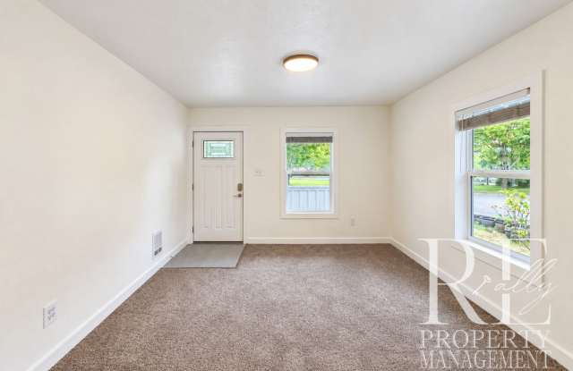 Light, Updated Wycoff St Home with Exceptional Storage, Garage & Covered Porch Gallery 4