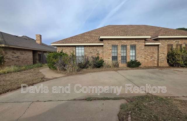 3103 Dentcrest Dr Gallery 1