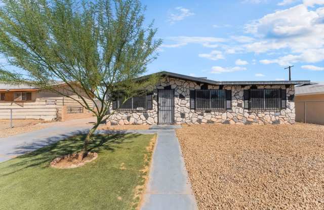 Full remodeled and upgraded 3-bedroom home situated on a spacious lot! photos photos