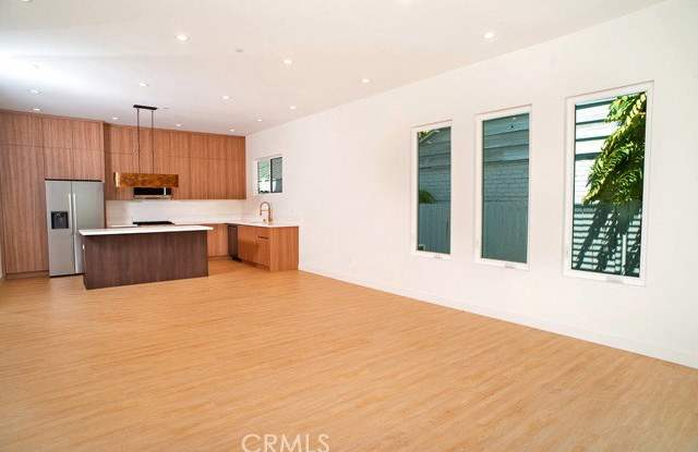 5618 Buffalo Avenue Gallery 1