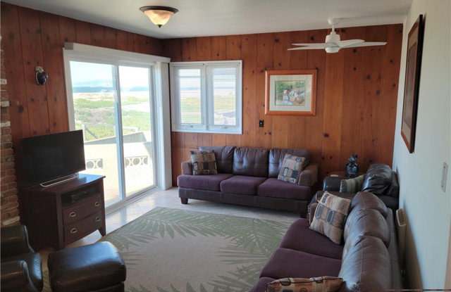 16693 South Pacific Avenue Gallery 2