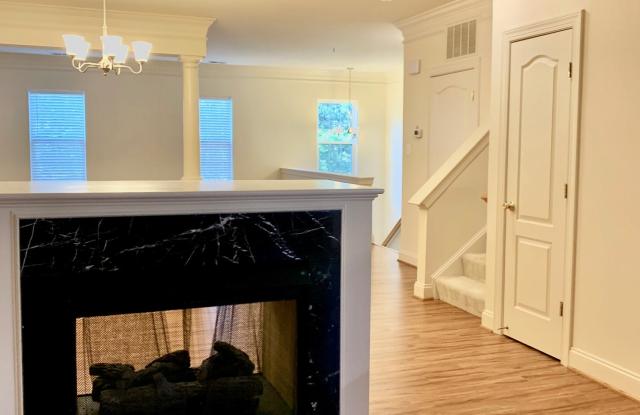 8087 Gatehouse RoadUnit 27 Gallery 3