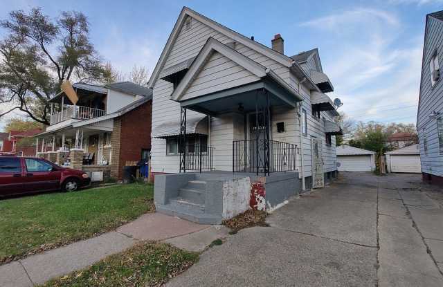 9194 Mendota St photos photos