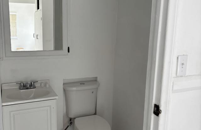 14031 Olive Street photos photos