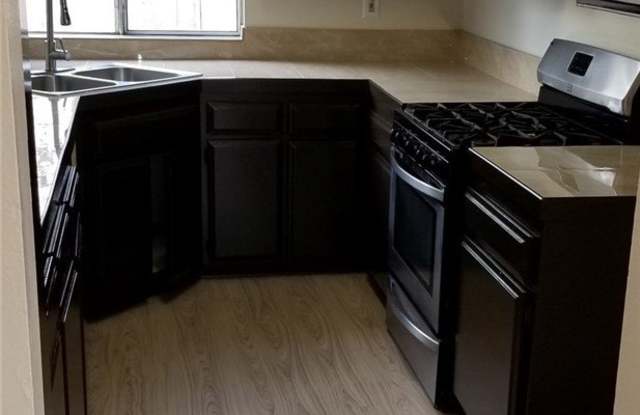 877 W Santa Cruz Street - 877 West Santa Cruz Street, Los Angeles, CA 90731