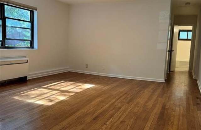 3060 Edwin Gallery 2