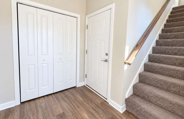 312 Fishers Court - 1 Gallery 3
