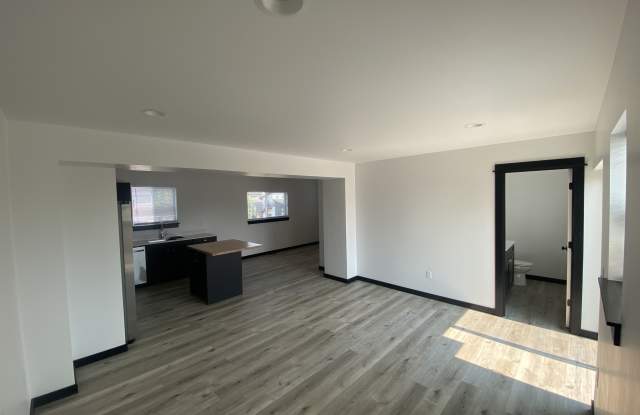 2977 Fen Way - B Gallery 3