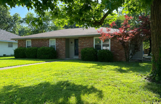 3 Bedroom, 2 Bathroom, Great Location! photos photos