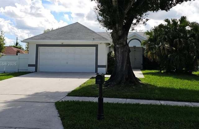 9217 Paragon Way photos photos