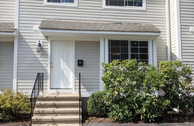 84 Cos Cob Avenue - 84 Cos Cob Avenue, Cos Cob, CT 06807
