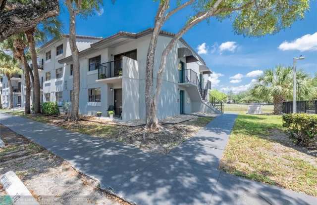 7235 NW 179th St photos photos