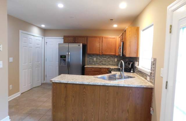 7905 Shiny Meadow Ln Gallery 4