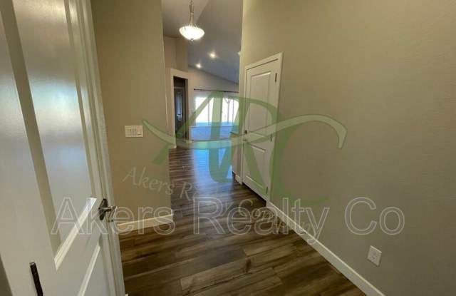 2403 Sunrise Ln Gallery 2