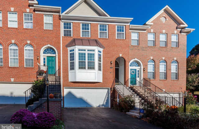 3394 GOVERNORS CREST COURT Gallery 4