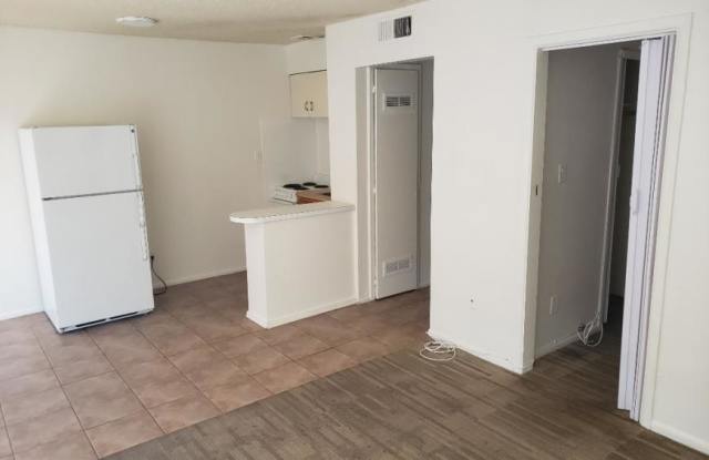 13961 South Berwick Ave - 13961 South Berwick Road, Arizona City, AZ 85123