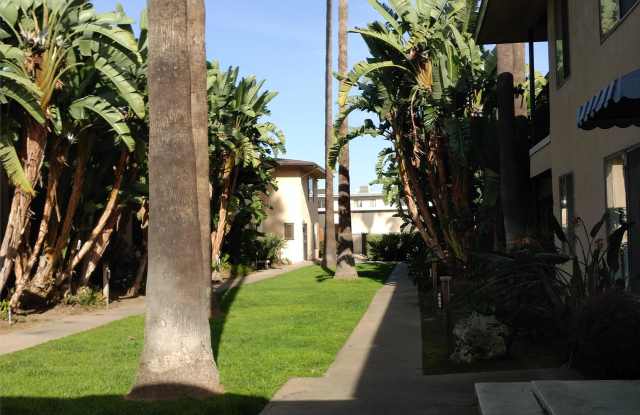 826 N Barranca, - 13 Gallery 2