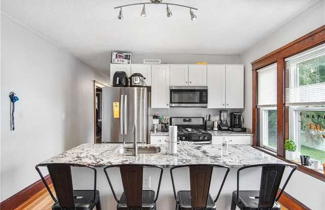 1012 Narragansett Blvd photos photos