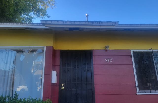 522 East Hyde Park Place - 522 East Hyde Park Place, Inglewood, CA 90302