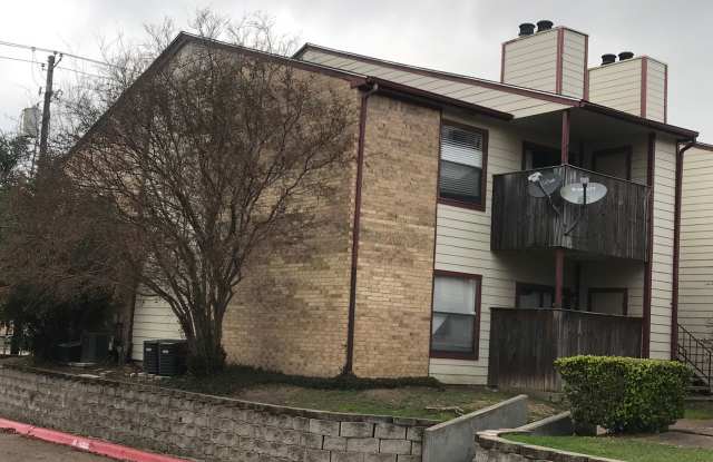 1/1 condo available for Immediate move-in! photos photos