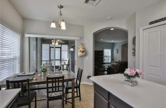 12512 Belcroft Dr Gallery 3