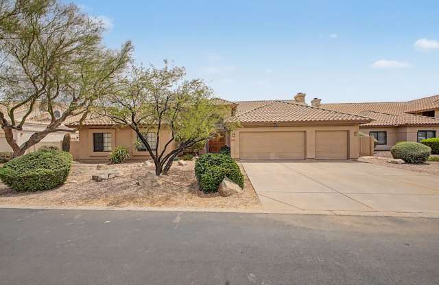 Beautiful Sonoran Heights 4 bed Home, 3 car garage, and Pool photos photos
