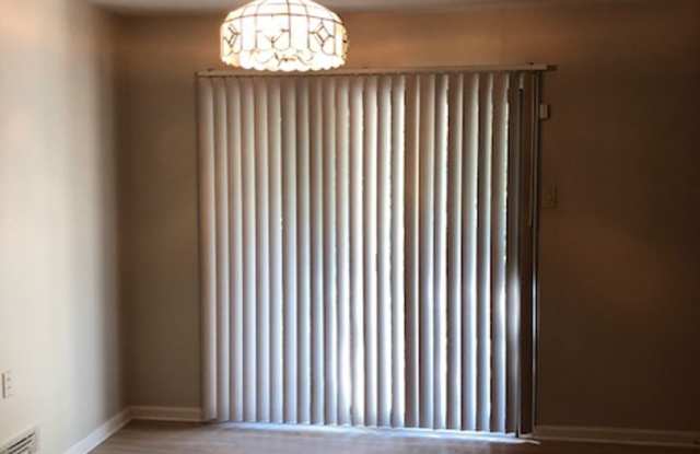3-Bedroom Single Family Home in Prairie Village Gallery 3