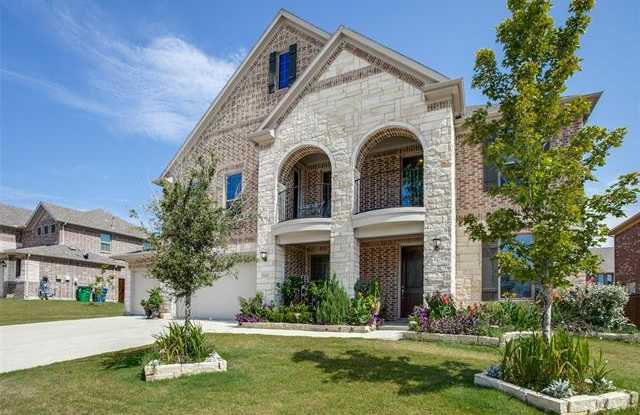 5207 Herford Drive Gallery 2