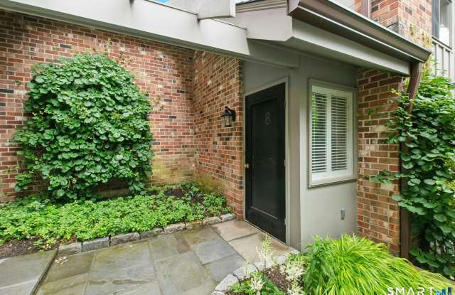 377 Main Street Gallery 2