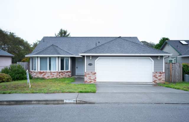 Single Family Home in McKinleyville! - 1108 Killdeer Road, McKinleyville, CA 95519