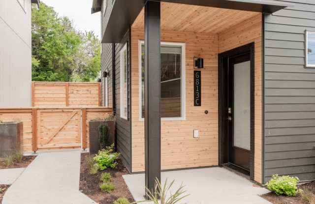 4256 S Willow Street Gallery 1