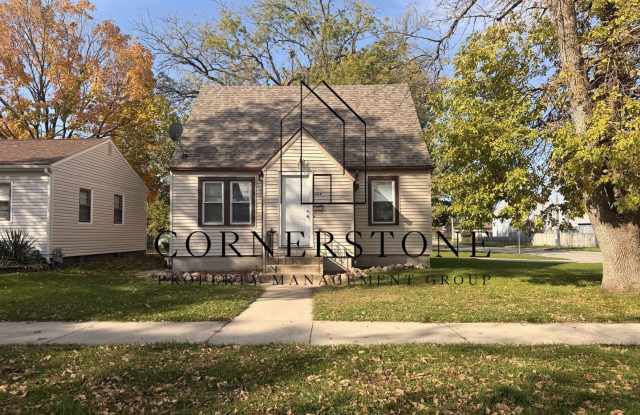 Beautiful 2 bedroom house $825 Gallery 1