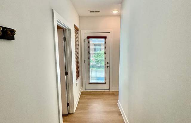 7304 Park Place Court Gallery 2