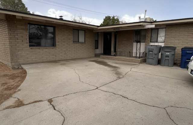 10301 Album Ave. photos photos