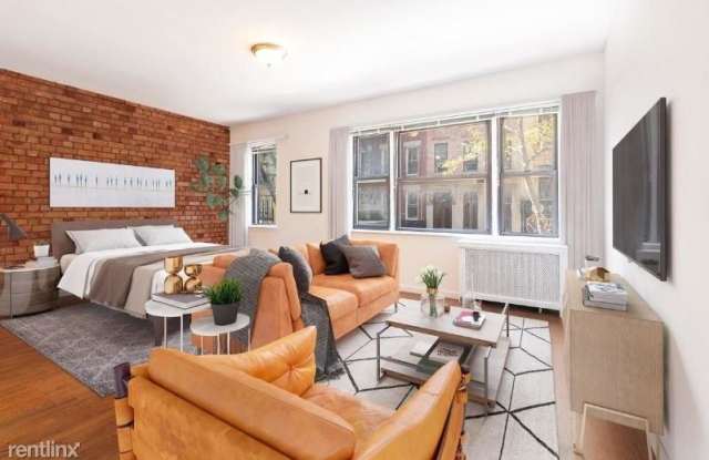 105 Saint Marks Pl - 105 Saint Marks Pl, New York City, NY 10009