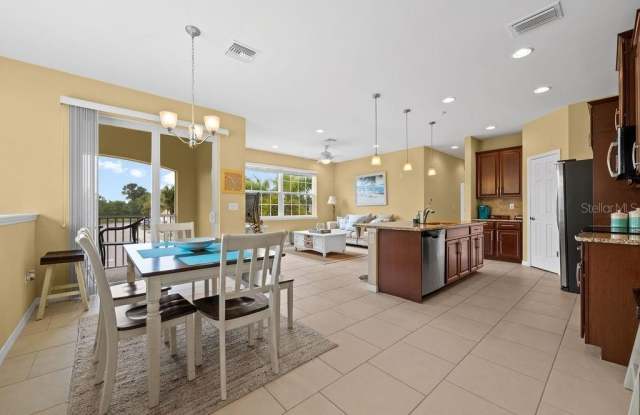 184 EXPLORER Drive Gallery 3