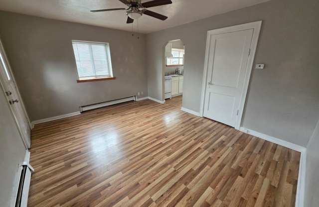 Studio Apartment Close to South Broadway! photos photos