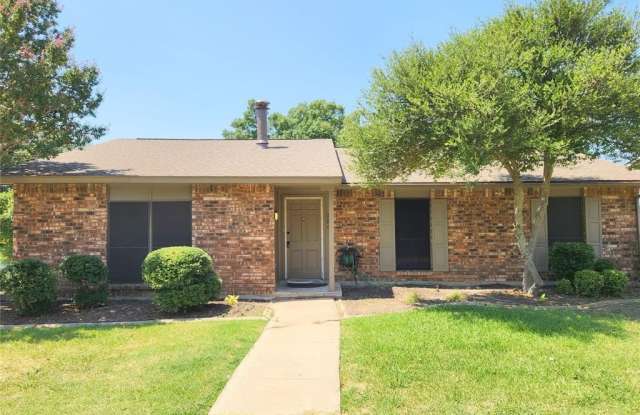 5224 Cole Drive - 5224 Cole Drive, The Colony, TX 75056