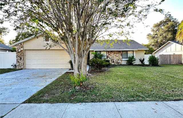 7826 CLUBHOUSE ESTATES DRIVE - 7826 Clubhouse Estates Drive, Doctor Phillips, FL 32819