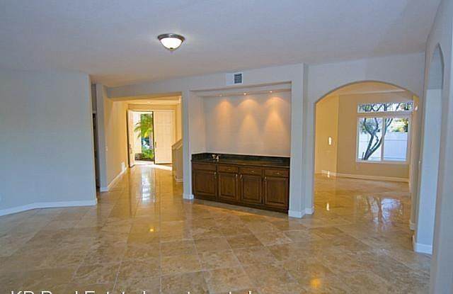 4944 Amador Dr Gallery 4