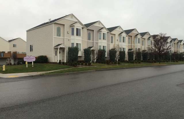 Completely Updated Townhouse in Pasco - 4813 Guemes Lane, Pasco, WA 99301